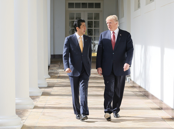 Shinzō_Abe_and_Donald_Trump_in_Washington,_D._C._(5)
